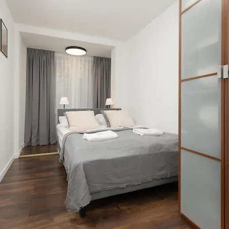 Διαμέρισμα Family Near Pge Narodowy By Renters