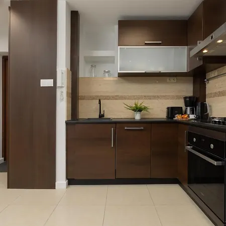 Family Near Pge Narodowy By Renters Διαμέρισμα *