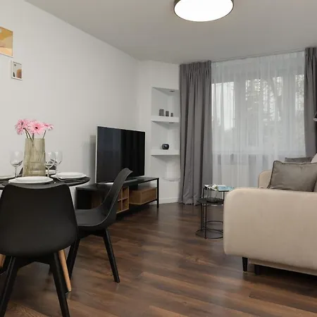 公寓 Family Near Pge Narodowy By Renters *